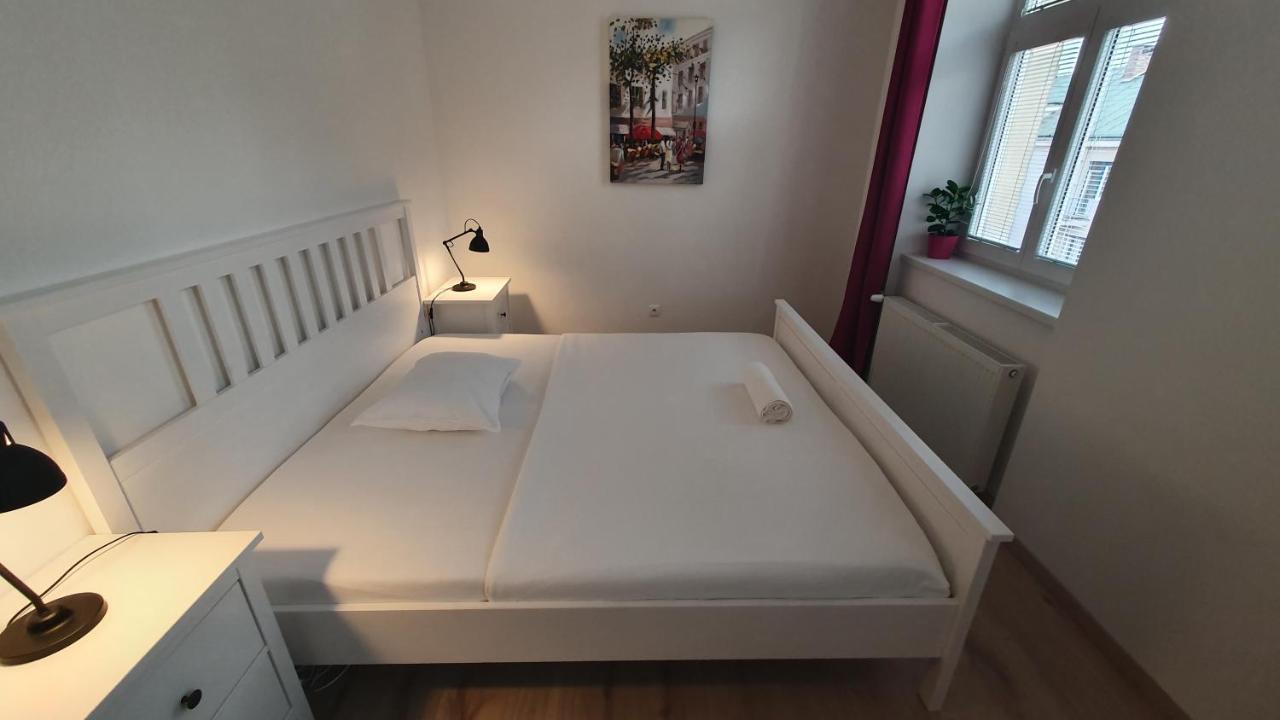Le Monde Apartment Bratislava - Amazing 5Bdr In Downtown Екстериор снимка