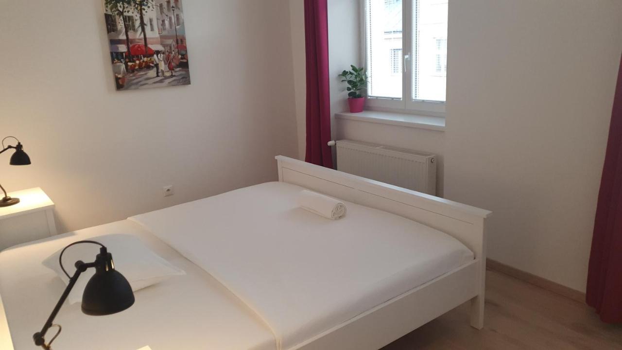 Le Monde Apartment Bratislava - Amazing 5Bdr In Downtown Екстериор снимка
