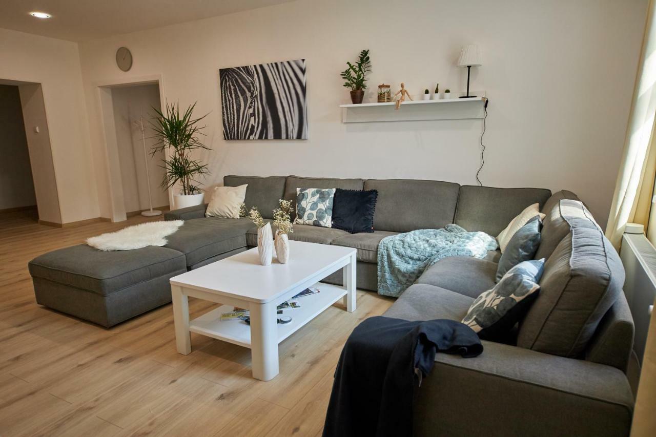 Le Monde Apartment Bratislava - Amazing 5Bdr In Downtown Екстериор снимка