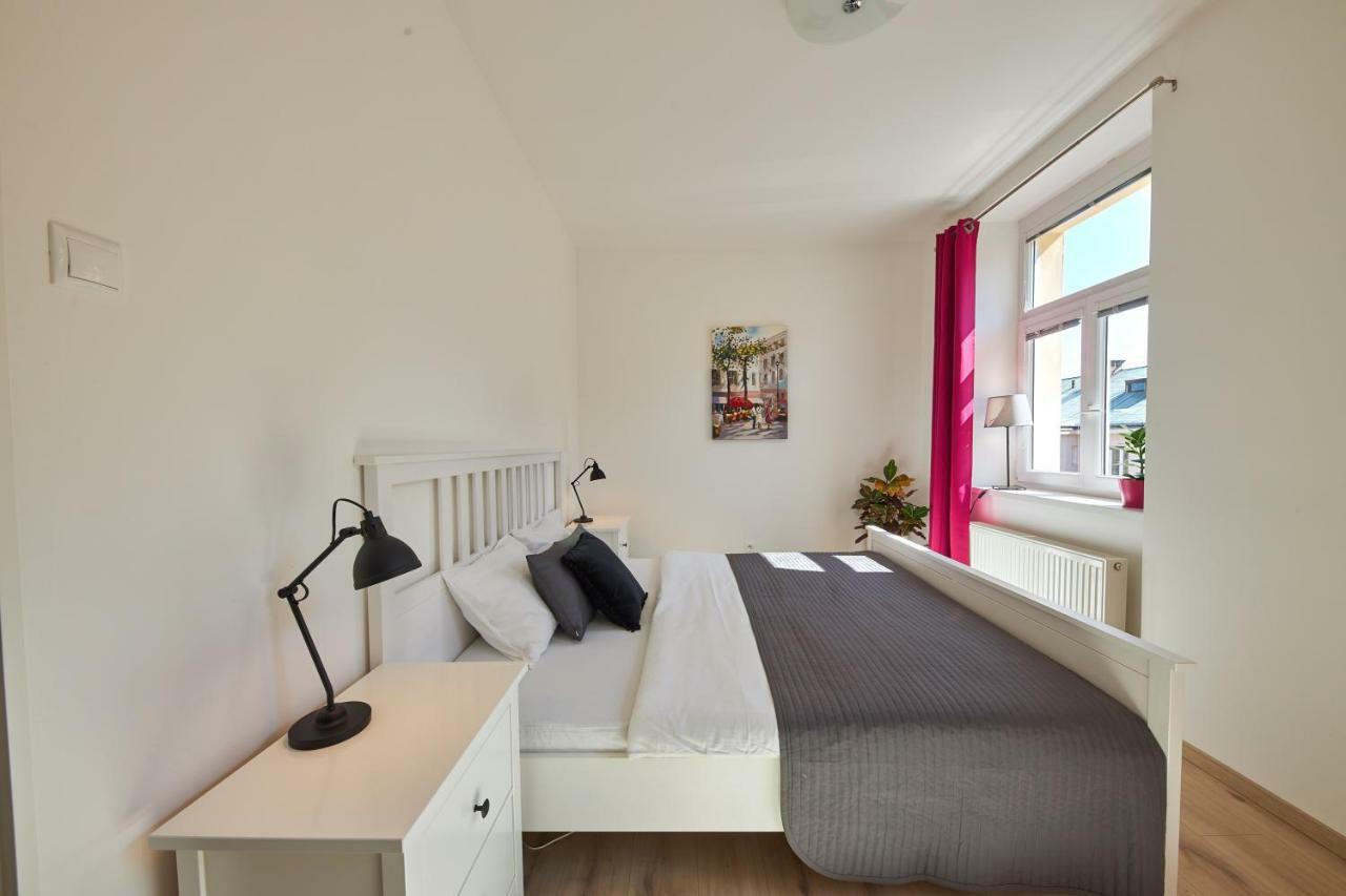 Le Monde Apartment Bratislava - Amazing 5Bdr In Downtown Екстериор снимка