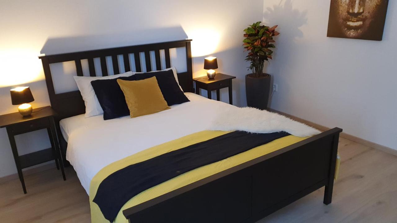 Le Monde Apartment Bratislava - Amazing 5Bdr In Downtown Екстериор снимка